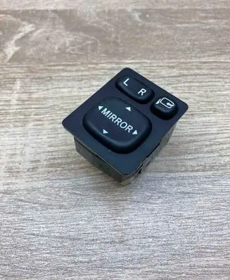 Toyota Avensis T250 Wing mirror switch 183575 769747E