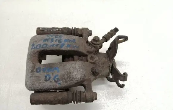 Opel Insignia A Rear brake caliper