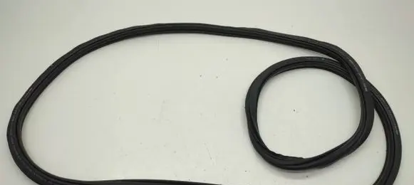 Skoda Octavia Mk4 Front door rubber seal 5E6867367B