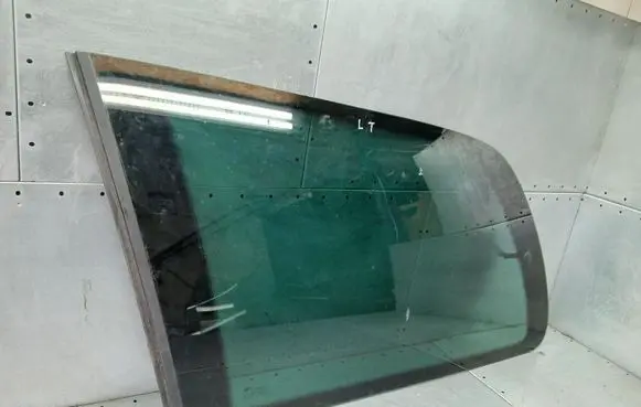 Ford Galaxy Rear side window