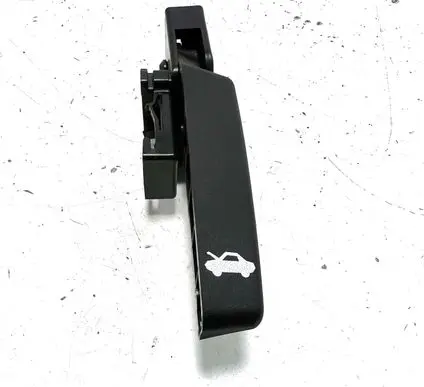 Chevrolet Volt I Engine bonnet (hood) release handle