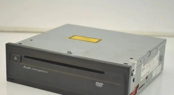 Audi A6 S6 C6 4F Navigation unit CD/DVD player 4E0919887M 4E0910887T