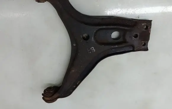 Audi 80 90 S2 B4 Front lower control arm/wishbone 