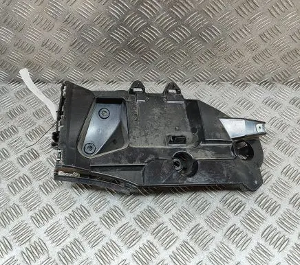 BMW X6 F16 Rear bumper mounting bracket 7338286