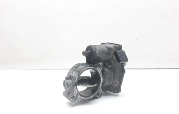 BMW 1 F20 F21 Throttle valve 7810752 13547810752