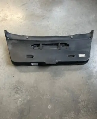 BMW 3 E46 Tailgate/boot lid cover trim 7036181 7036182