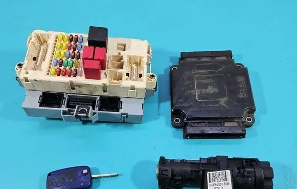 Fiat Stilo Engine control unit/module ECU 55195500 IMPRK1473179