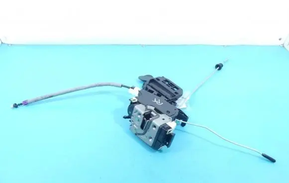 Mercedes-Benz ML W166 Rear door lock A2047302835 IMPRK1103690