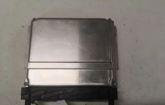 Volvo C70 Engine control unit/module 0261207856 1039S00000 08675759A