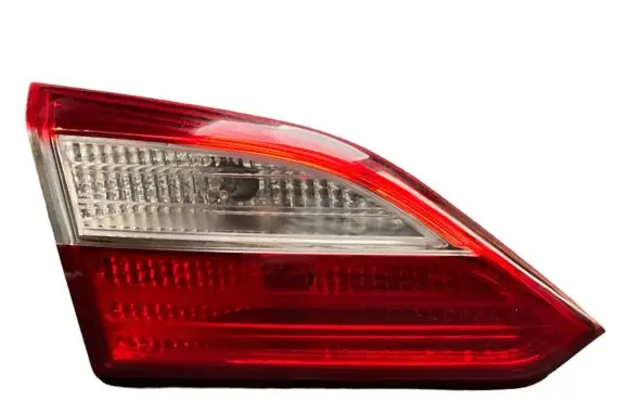 Hyundai i30 Tailgate rear/tail lights 92403A62