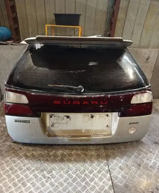 Subaru Legacy Tailgate/trunk/boot lid