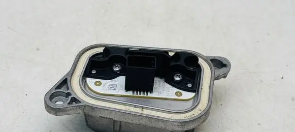 Audi Q8 e-tron LED ballast control module 142000045802