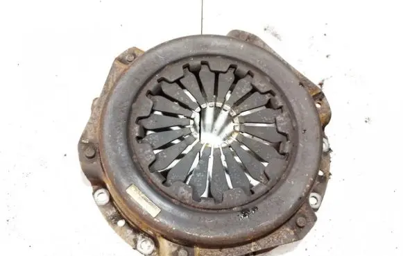 Dacia Logan I Pressure plate 3000853701
