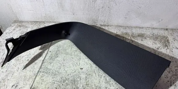Opel Astra K Tailgate trim 39079442