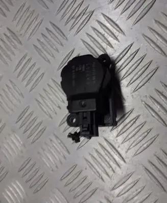 Ford Focus A/C air flow flap actuator/motor 3M5H-19E616-AB