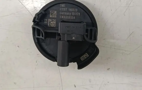 Volkswagen Golf VIII Airbag deployment crash/impact sensor 5WA959354