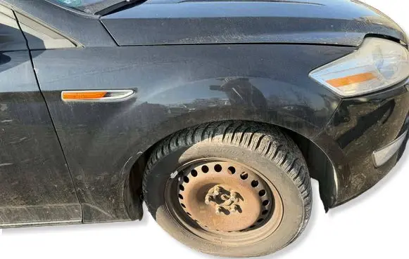 Ford Mondeo MK IV Fender 
