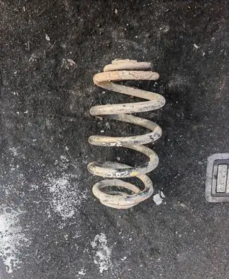 Opel Zafira C Rear coil spring