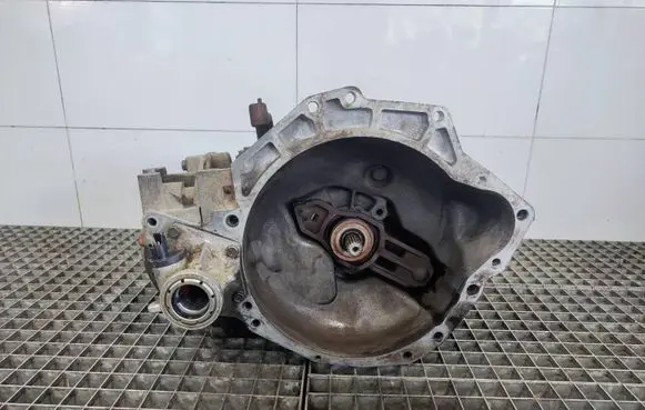 Chrysler Grand Voyager IV Manual 5 speed gearbox P04641928AGAOP1146 P04641928AG 04641928AG