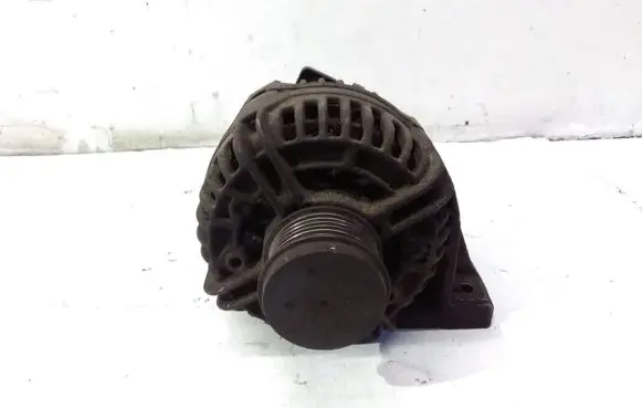 Volvo S70 V70 V70 XC Generator/alternator 9459077 0124515019