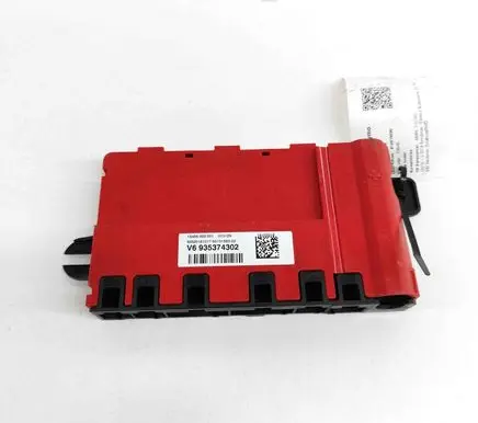 BMW 5 G30 G31 G38 Current control relay 9353743