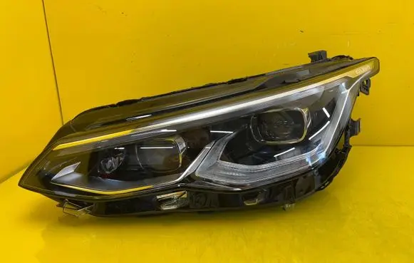 Volkswagen Golf VIII Headlight/headlamp 5H1941059