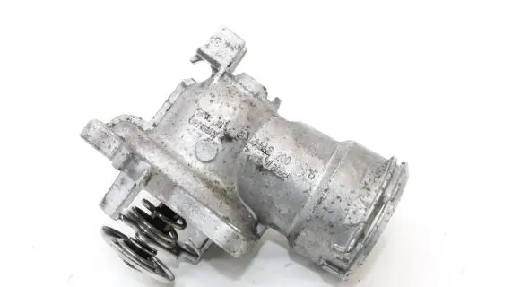Mercedes-Benz E C207 W207 Thermostat A6422002315