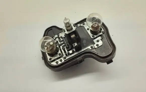 Volkswagen Golf V Tail light bulb cover holder 1K6945258