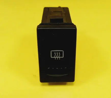 Volkswagen PASSAT B5 Windscreen/window heater switch 3B0959621C