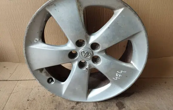 Toyota RAV 4 (XA30) R17 alloy rim 