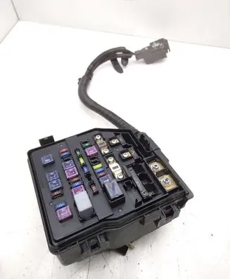 Honda Civic Fuse module