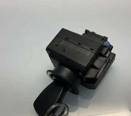 Mercedes-Benz E W211 Ignition lock 2115451408 0010267380206192 A2115451408
