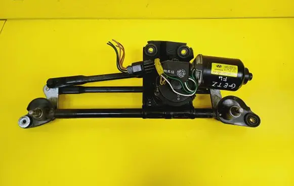 Hyundai Getz Front wiper linkage and motor 98100-1C100
