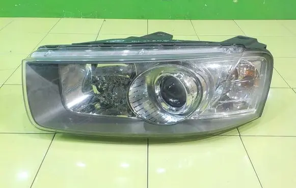 Chevrolet Captiva Headlight/headlamp PRZOD