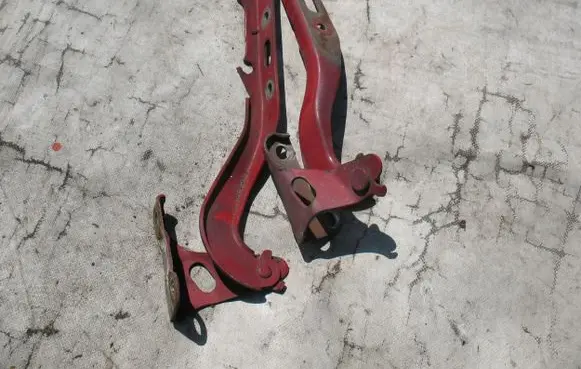 Ferrari 488 Pista Engine bonnet/hood hinges
