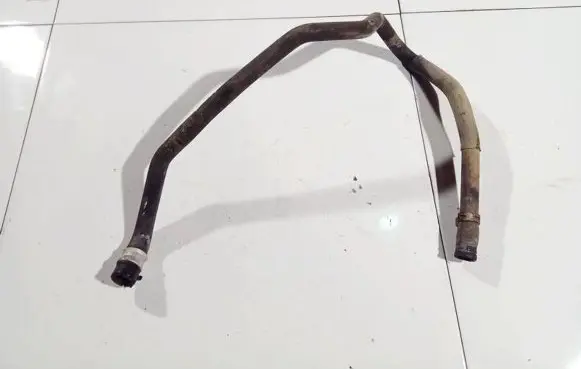 Peugeot 3008 I Engine coolant pipe/hose