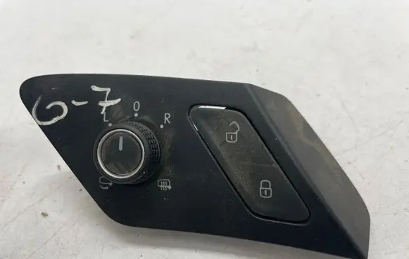 Volkswagen Golf VII Wing mirror switch 5G0959565AA
