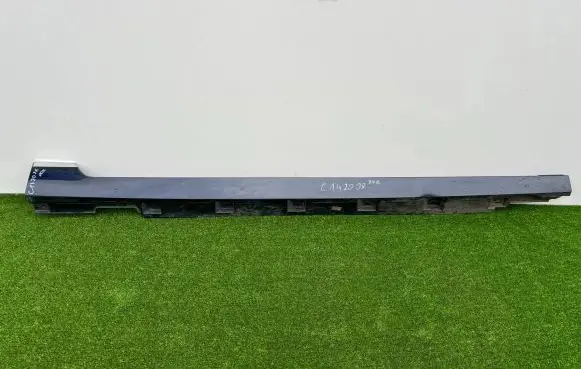 Volkswagen PASSAT B8 Sill/side skirt trim 3G853858