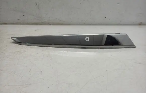 Volvo S80 Front bumper splitter molding 31323988