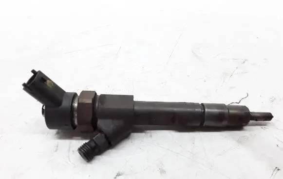 Volvo S40, V40 Fuel injector 0445110021 7700111014