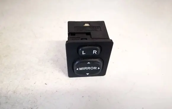 Toyota Corolla Verso AR10 Wing mirror switch 183574