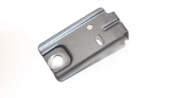 Seat Arona Fender mounting bracket 6F0821432B