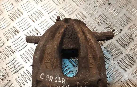 Toyota Corolla Verso AR10 Front brake caliper