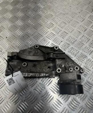 Ford Kuga I Generator/alternator bracket 9682367380
