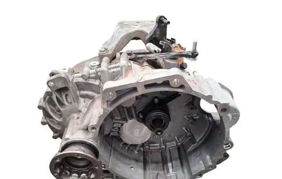 Volkswagen T-Roc Manual 6 speed gearbox VCE VCE04022564 FM6090150335