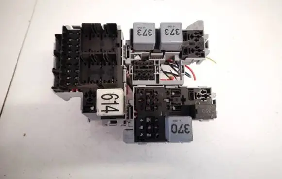 Volkswagen Touareg I Fuse box set 7l0937559 7l0937503