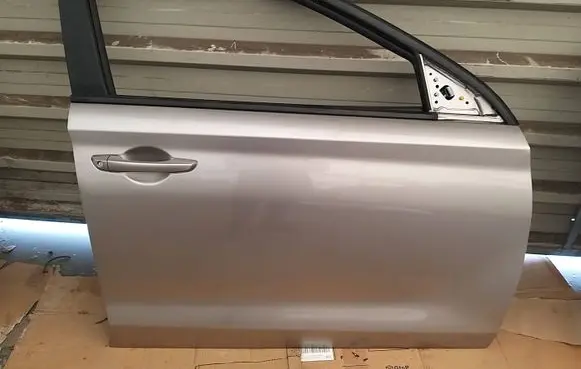 Hyundai i30 Front door Y3Y