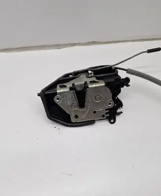 BMW X5 E70 Front door lock 51217202143 A046998 7202143