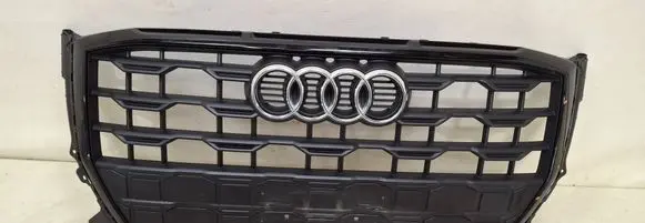 Audi Q2 - Front bumper upper radiator grill 81A853651H