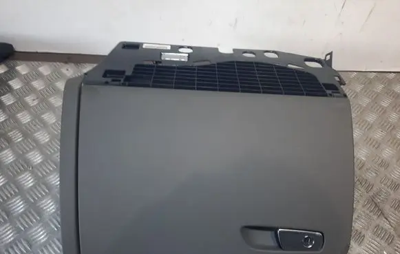 Audi Q5 SQ5 Glove box set 8R1880302B